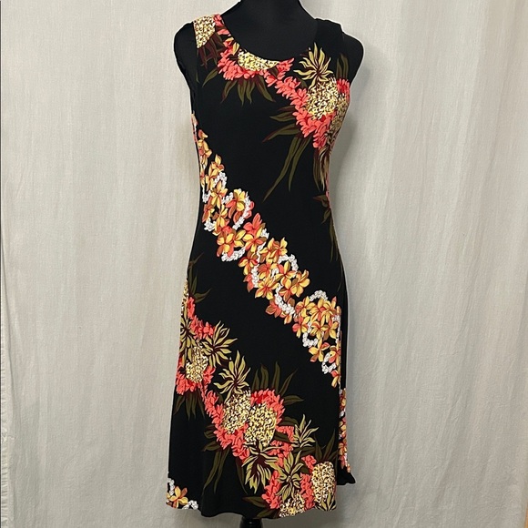 The Hawaiian Original Floral Dress - Size
XS | Island Style - Picture 1 of 7